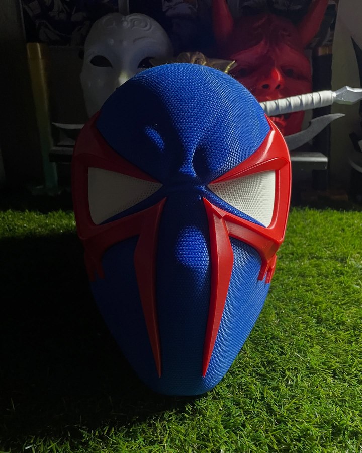 Spider-Man 2099 helmet from the six-piece mask collection